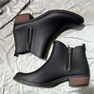 🍀 LUCKY BRAND Basilrain Ankle Rain Boots 10